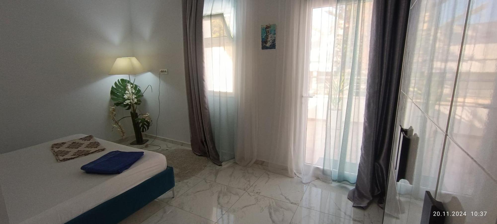Residence Debbabi Sans Coupure D'Eau Monastir Exterior foto